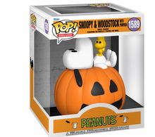 Load image into Gallery viewer, It's the Great Pumpkin Charlie Brown Snoopy & Woodstock with Pumpkin Deluxe Funko Pop! Vinyl Figure #1589