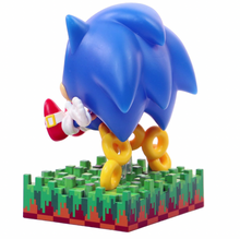 Load image into Gallery viewer, Sonic the Hedgehog Ring Scatter Sonic Funko Pop! Vinyl Figure #918 - Previews Exclusive
