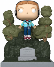 Load image into Gallery viewer, Stranger Things Season 4 Max at Cemetery Funko Pop! Moment #1544
